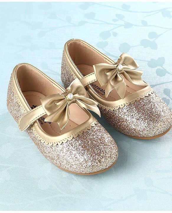 Cute Walk by Babyhug Velcro Closure Bellies with Bow - Golden