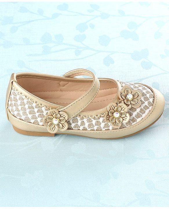Cute Walk By Babyhug Bellies With Velcro Closure Floral Applique - Golden