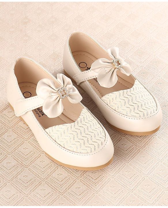 Cute Walk by Babyhug Slip On Bellies with Bow Applique - Beige