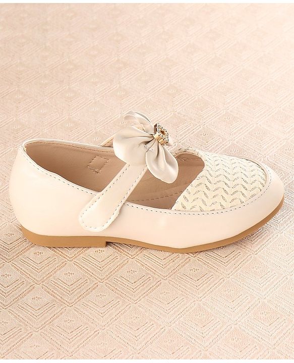 Cute Walk by Babyhug Slip On Bellies with Bow Applique - Beige