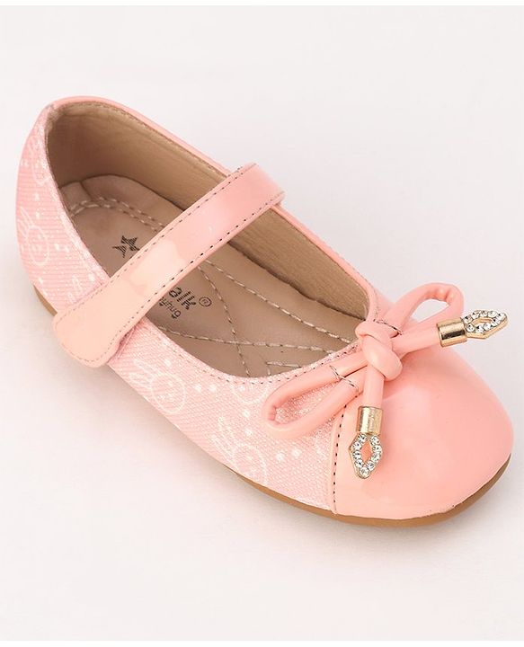 Cute Walk by Babyhug Velcro Closure Bellies with Bow - Red