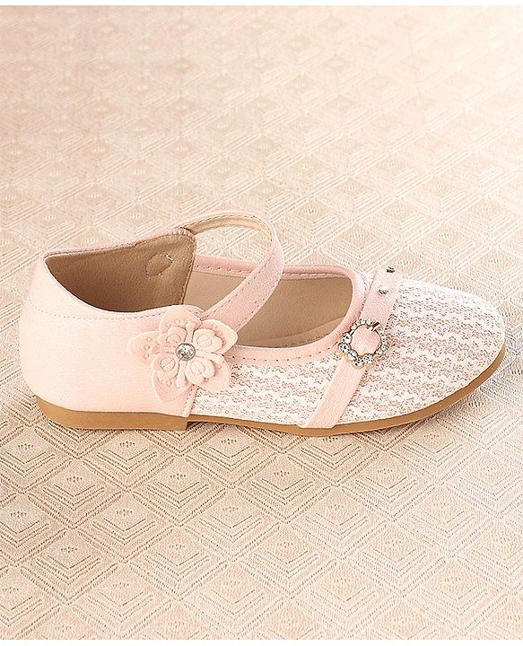 Cute Walk by Babyhug Bellies With Velcro Closure & Embroidery Detailing- Pink
