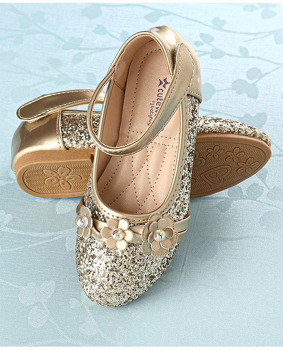 Cute Walk by Babyhug Front Strap Closure Bellies with Flower Applique and Embellishments - Golden