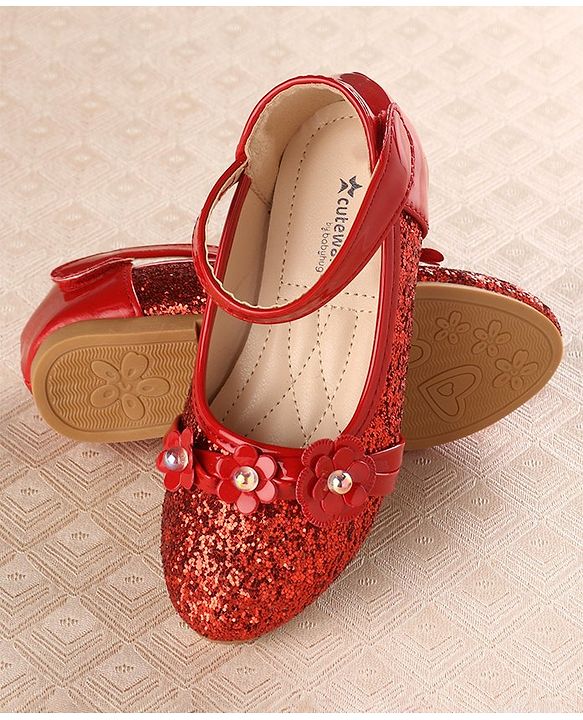 Cute Walk by Babyhug Front Strap Closure Bellies with Flower Applique and Embellishments - Red