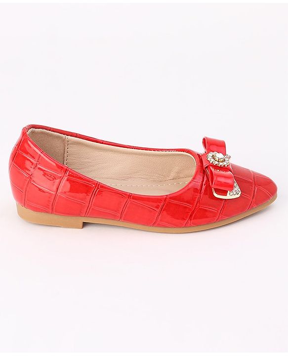 Cute Walk by Babyhug Slip On Bellies with Bow - Beige