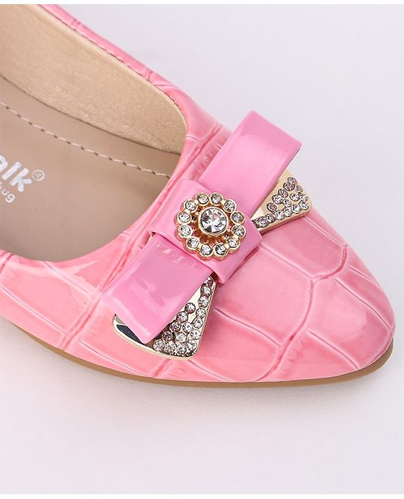 Cute Walk by Babyhug Slip On Bellies with Bow - Beige