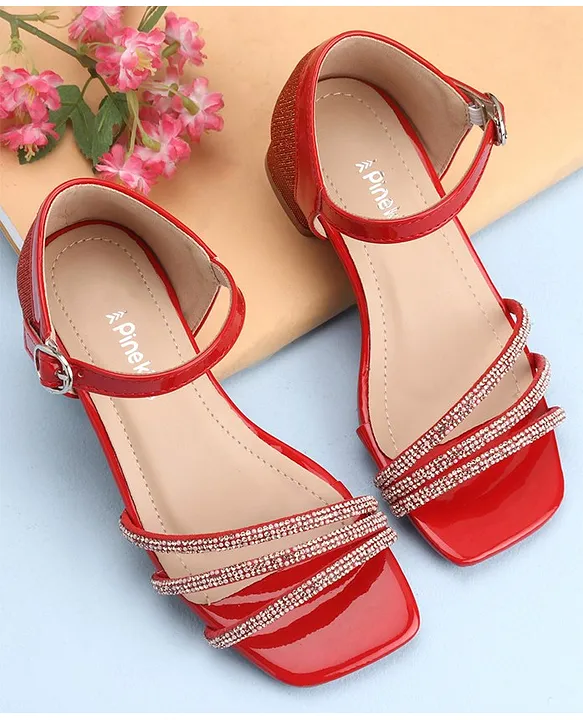 Fancy Comfortable To Wear Red And Brown Long Elastic Flats Ladies Sandal  For Party Wear at Best Price in Bhilwara | Lotus Trading