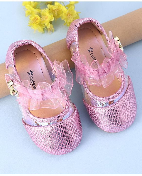 Cute Walk by Babyhug Bellies with Velcro Closure - Pink