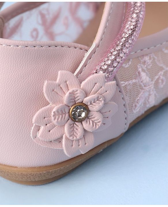 Cute Walk by Babyhug Bellies with Velcro Closure and Stud Applique - Pink