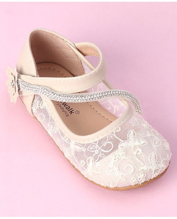 Cute Walk by Babyhug Bellies with Velcro Closure and Stud Applique - Pink
