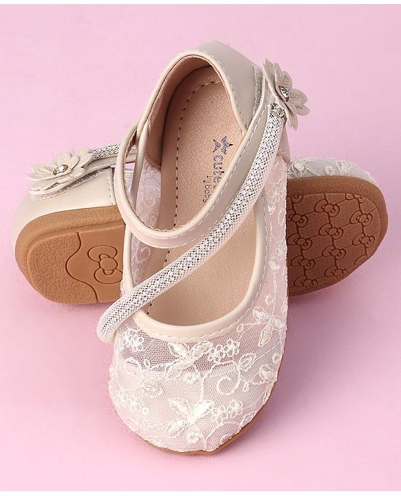 Cute Walk by Babyhug Bellies with Velcro Closure and Stud Applique - Pink