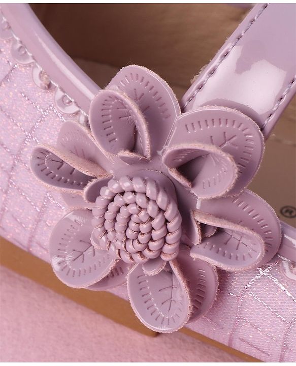 Cute Walk by Babyhug Velcro Closure Bellies with Floral Applique & Checked Pattern - Pink