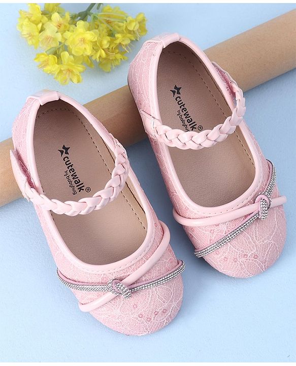 Cute Walk by Babyhug Bellies with Velcro Closure and Applique - Pink