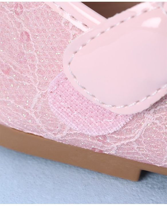 Cute Walk by Babyhug Bellies with Velcro Closure and Applique - Pink