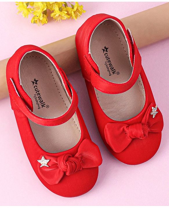 Cute Walk by Babyhug Bellies with Velcro Closure & Bow Applique - Red