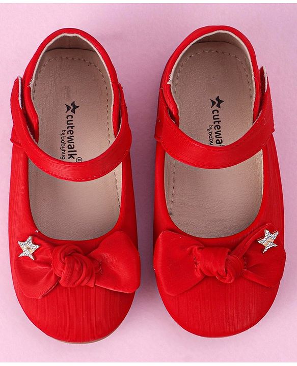 Cute Walk by Babyhug Bellies with Velcro Closure & Bow Applique - Red