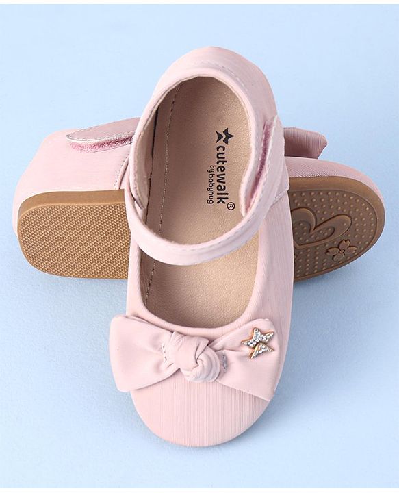 Cute Walk by Babyhug Bellies with Velcro Closure & Bow Applique - Fuchsia