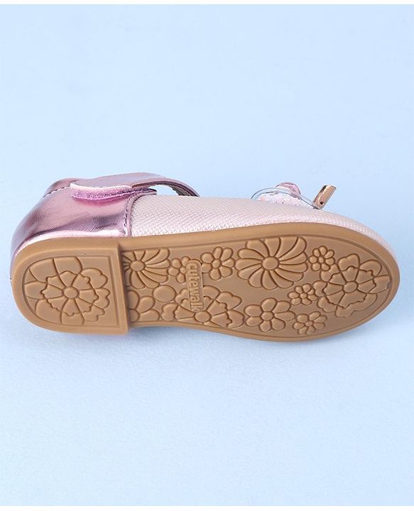 Cute Walk by Babyhug Velcro Closure Shimmer Striped Bellies with Bow Applique - Pink