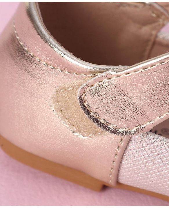 Cute Walk by Babyhug Velcro Closure Shimmer Striped Bellies with Bow Applique - Pink