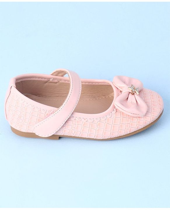 Cute Walk by Babyhug Velcro Closure Bellies with Bow Applique - Pink