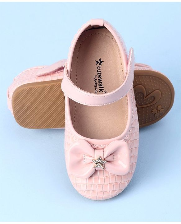 Cute Walk by Babyhug Velcro Closure Bellies with Bow Applique - Pink