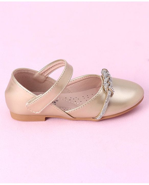 Cute Walk by Babyhug Velcro Closure Shimmer Solid Bellies - Golden