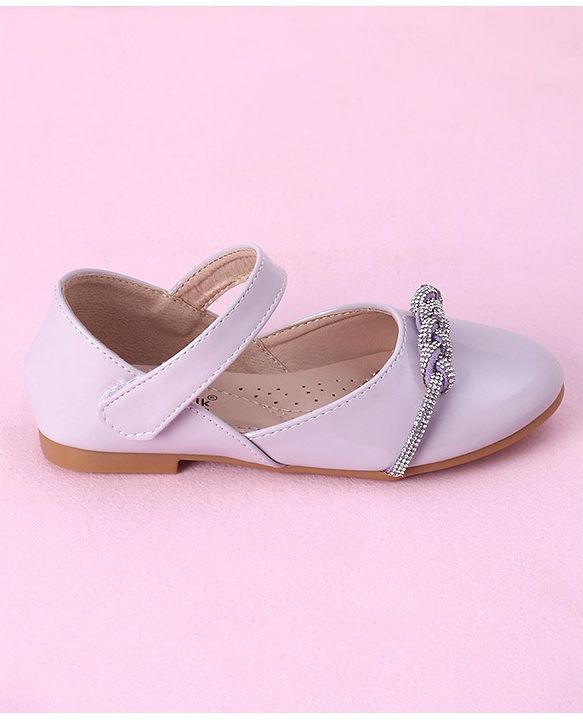 Cute Walk by Babyhug Velcro Closure Shimmer Solid Bellies - Golden