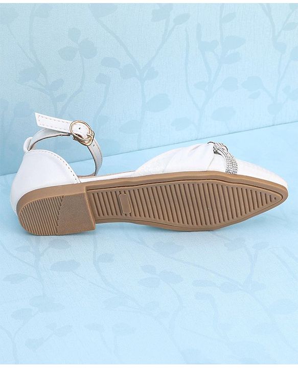 Pine Kids Buckle Closure Bellies with Tie Knot Stud Detailing - White