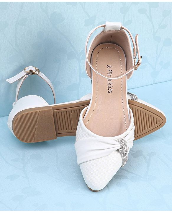 Pine Kids Buckle Closure Bellies with Tie Knot Stud Detailing - White