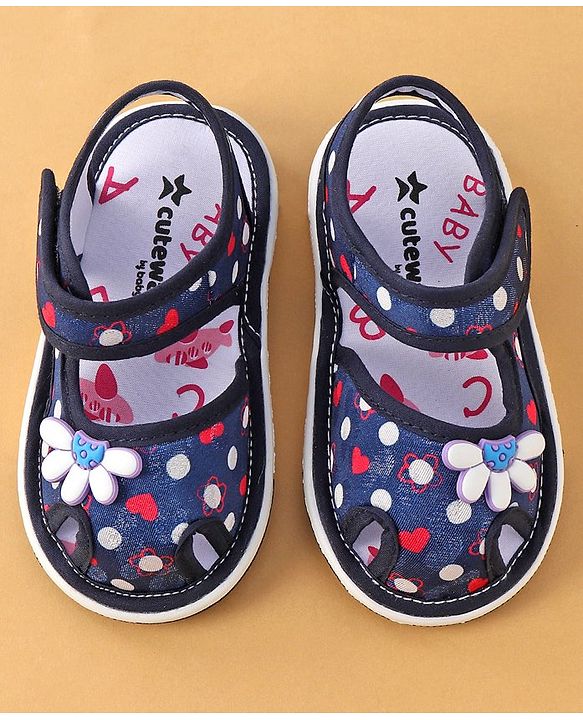 Cute Walk by Babyhug Sandals with Velcro Closure Floral Print with Applique - Blue