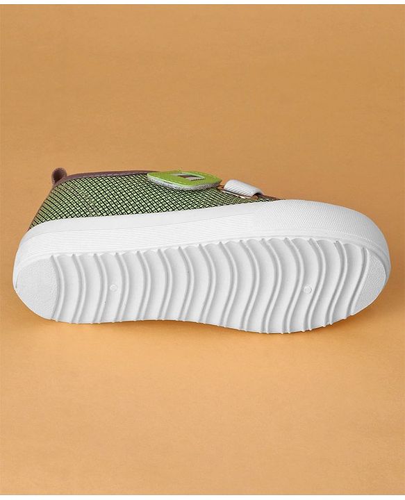 Cute Walk by Babyhug Casual Shoes With Velcro Closure  - Green