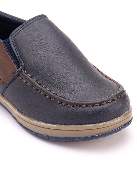 Cute Walk by Babyhug Formal Shoes - Black