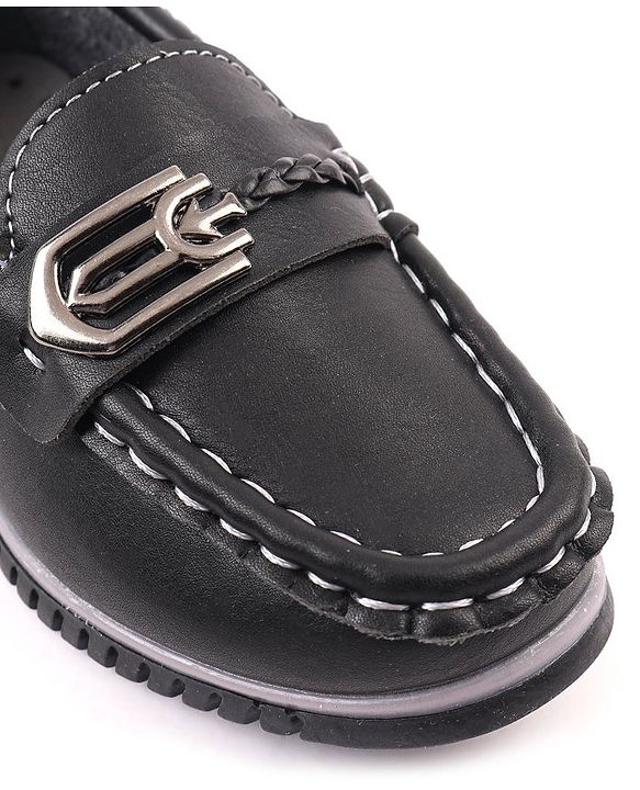 Cute Walk by Babyhug Slip On Solid Formal & Partywear Shoes with Chain Applique - Black