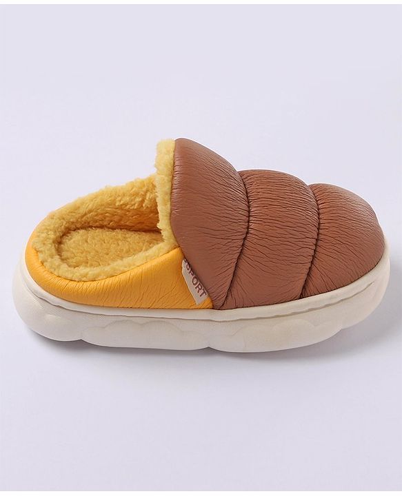 Cute Walk by Babyhug Slip On Solid Winter Booties - Brown