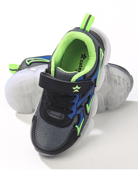 Cute Walk by BabyhugSneakers With Velcro Closure Solid - Green
