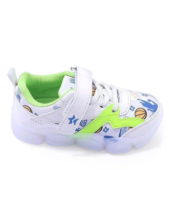 Cute Walk by Babyhug Velcro Closure Sneakers - White & Green