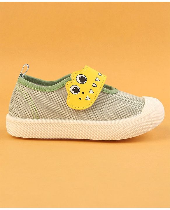 Cute Walk by Babyhug Velcro Closure Casual Shoes - Green
