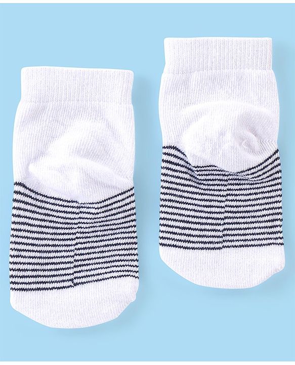 Cutewalk By Babyhug Anti Bacterial Ankle Length Socks Pack Of 5 Bear Print - Navy Blue & White