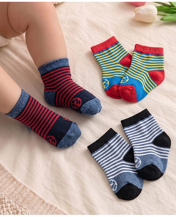 Cute Walk by Babyhug Anti Bacterial Anti Skid Ankle Length Socks Striped Design Pack Of 3 - Multicolour