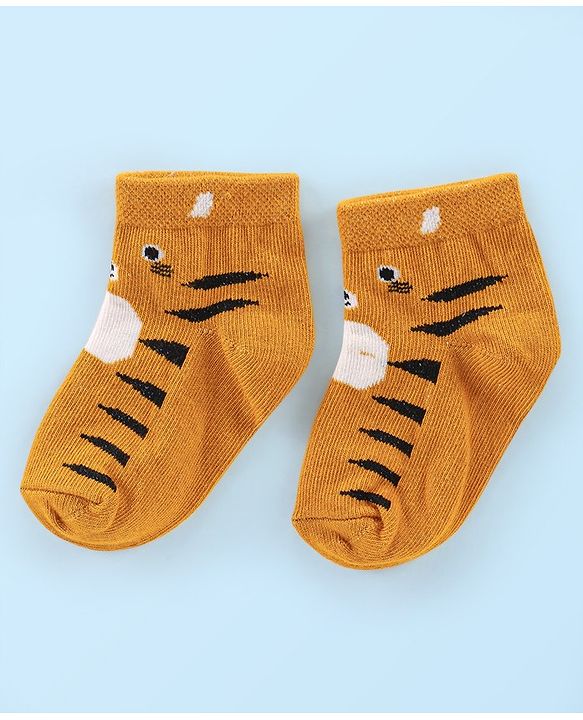 Cute Walk by Babyhug Anti Bacterial Ankle Length Socks Tiger Design Pack Of 3 - Blue White & Yellow