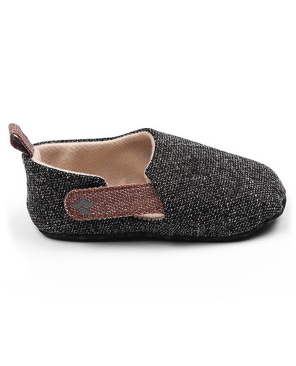 Cute Walk by Babyhug Booties with Velcro Closure - Black
