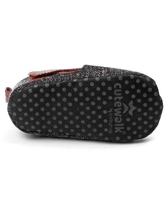 Cute Walk by Babyhug Booties with Velcro Closure - Black