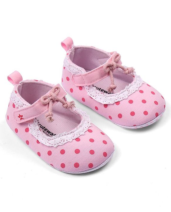 Cute Walk by Babyhug Booties With Velcro Closure & Polka Dot Print- Pink