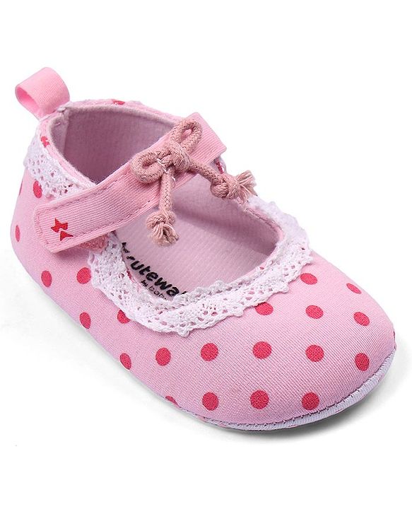 Cute Walk by Babyhug Booties With Velcro Closure & Polka Dot Print- Pink