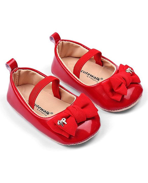 Cute Walk by Babyhug Booties with strap and Bow Applique - Red