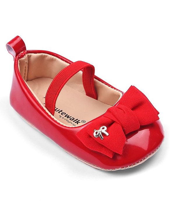 Cute Walk by Babyhug Booties with strap and Bow Applique - Red