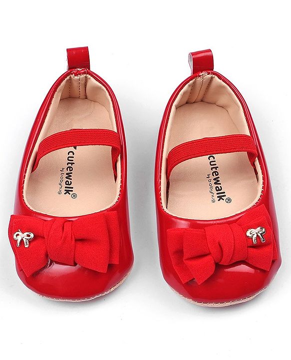 Cute Walk by Babyhug Booties with strap and Bow Applique - Red