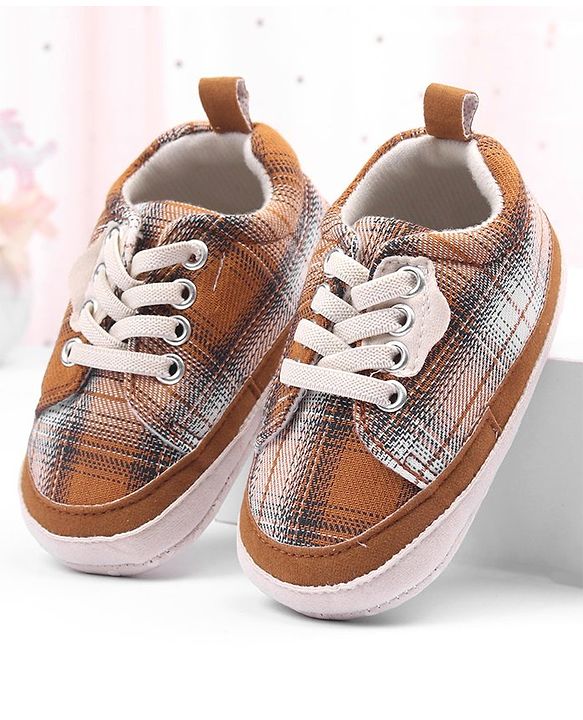 Cute Walk by Babyhug Slip On Checked Booties- Brown