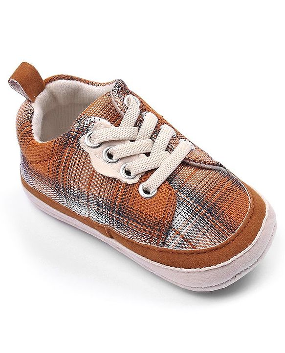 Cute Walk by Babyhug Slip On Checked Booties- Brown