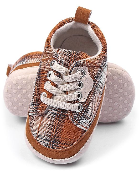 Cute Walk by Babyhug Slip On Checked Booties- Brown